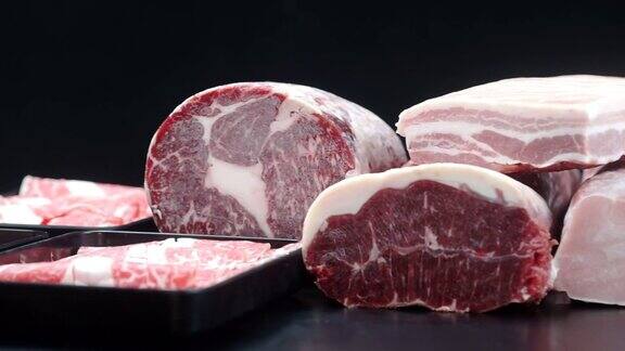 9种不同类型的新鲜生猪肉和牛肉侧切面特写