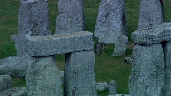 巨石阵-鸟瞰图-英格兰威尔特郡埃姆斯伯里英国
