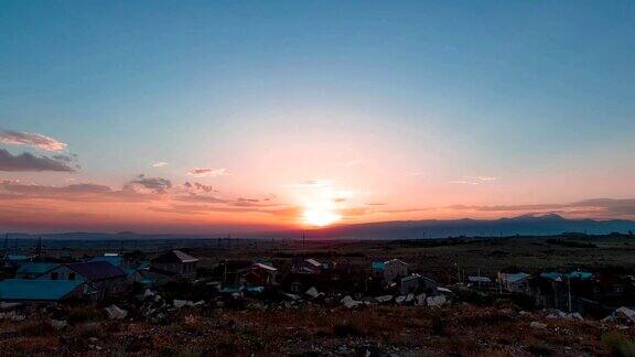 亚美尼亚埃里温村的日落