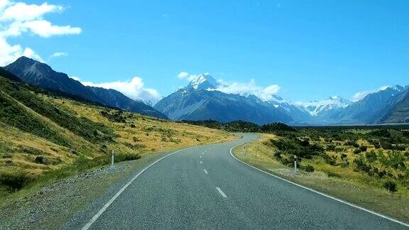 在新西兰南岛的公路旅行