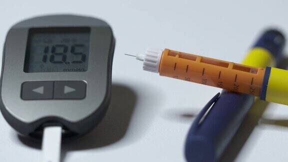 糖尿病检测设备和胰岛素治疗血糖水平高