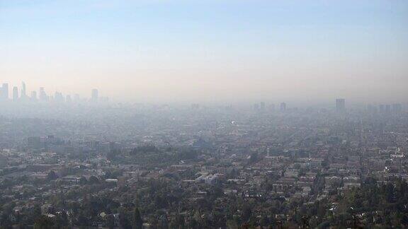 洛杉矶大雾的清晨时光