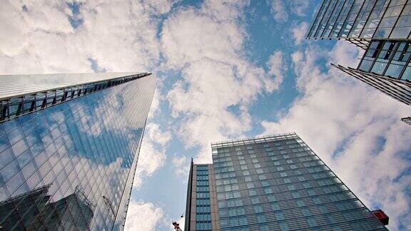 天空中的金融大厦商业区伦敦