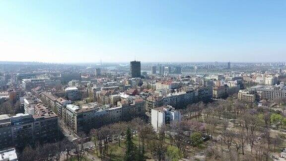 空中城市景观塞尔维亚首都贝尔格莱德市区塞尔维亚与旧建筑在阳光明媚的夏天从上面看