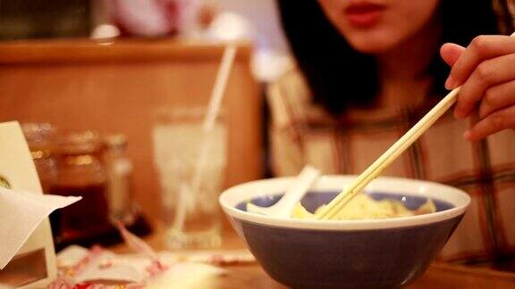 喜欢在日本餐厅吃拉面