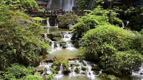 三峡大瀑布