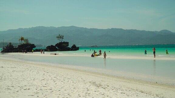 拥有白色沙滩的长滩岛菲律宾
