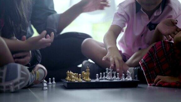 玩国际象棋