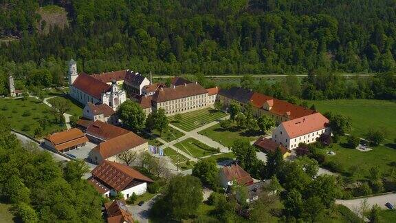 德国Raitenhaslach修道院鸟瞰图