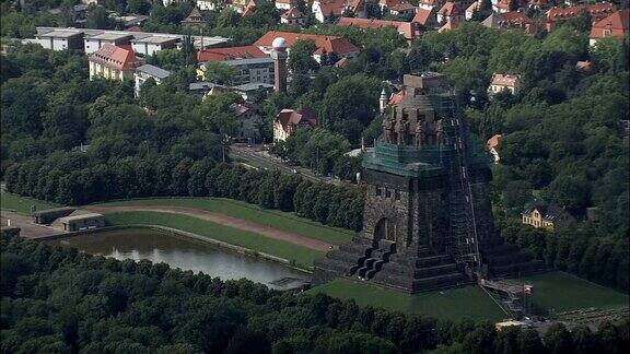 莱比锡-国家战争纪念碑-鸟瞰图-萨克森KreisfreieStadt莱比锡直升机拍摄空中视频电影建立拍摄德国