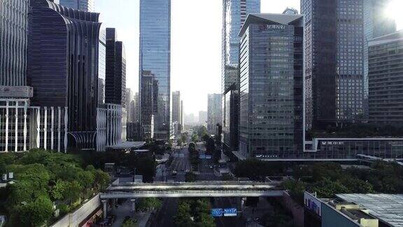 深圳中国-约2021年:无人机航拍景观在深圳城市中国