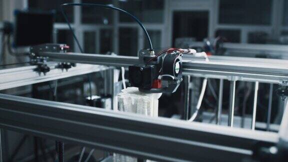 3D打印机打印塑料模型