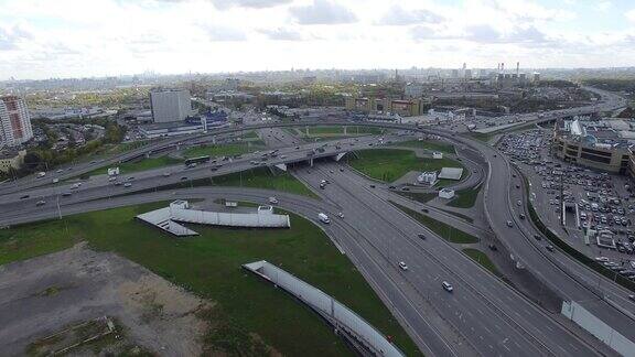 莫斯科高速公路与立交桥鸟瞰图