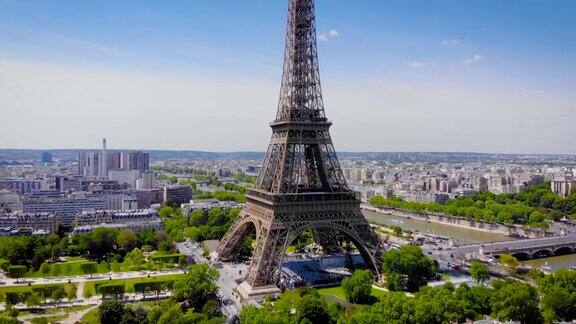 从高处俯瞰埃菲尔铁塔巴黎法国