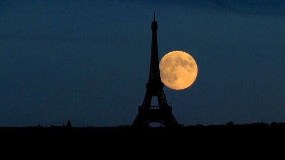 法国埃菲尔铁塔月出