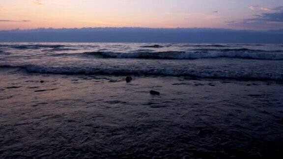 美丽的日落在海边