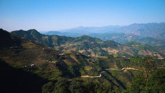 拍摄越南美丽的山景