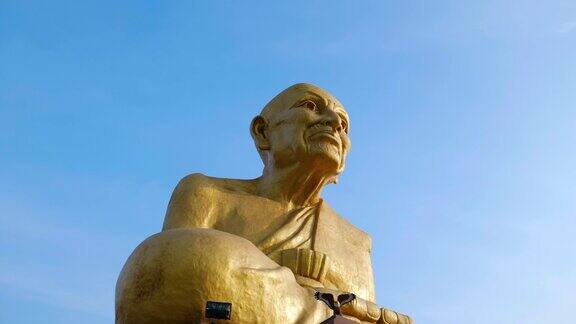 泰国最大的金佛雕像