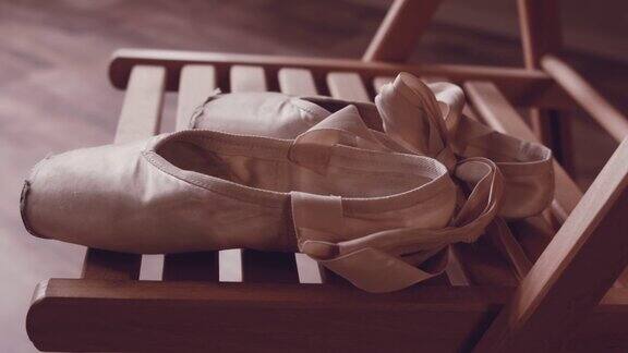 美丽的芭蕾舞蹈芭蕾舞鞋