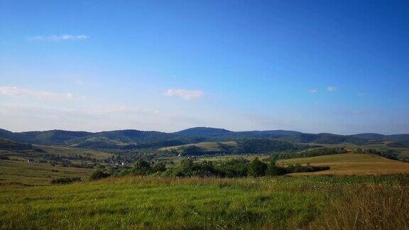 喀尔巴阡山脉的夏季风景