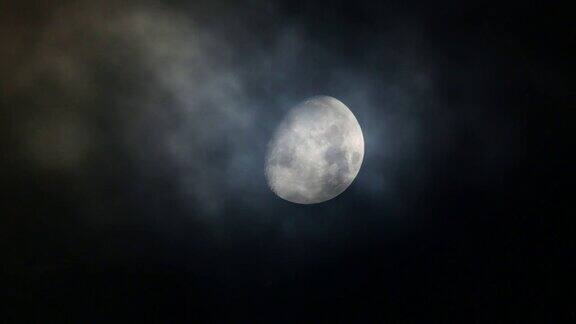 月亮云运动