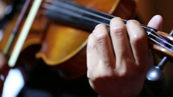 小提琴大提琴演奏者的特写:高清VDO