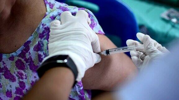 接种疫苗