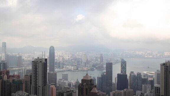 从太平山顶俯瞰香港