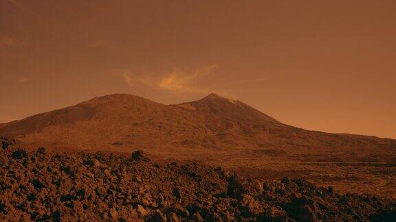 火星环境与沙漠气候山上覆盖着黄色的雾