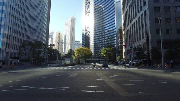 日本东京新宿周围的摩天大楼