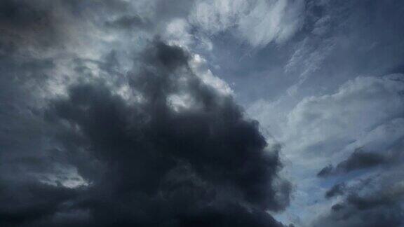 风暴cloud_黑暗移动云的延时视频