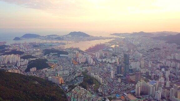 鸟瞰图日落釜山城市景观韩国