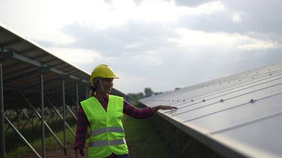 工程检查太阳能电池农场太阳能发电