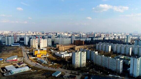 莫斯科郊区从鸟的飞行视野