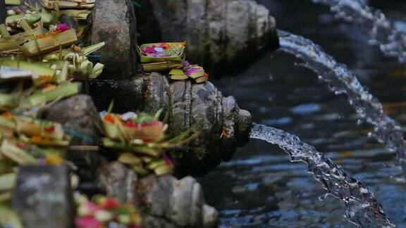 印尼巴厘岛蒂尔塔·艾普尔的圣泉