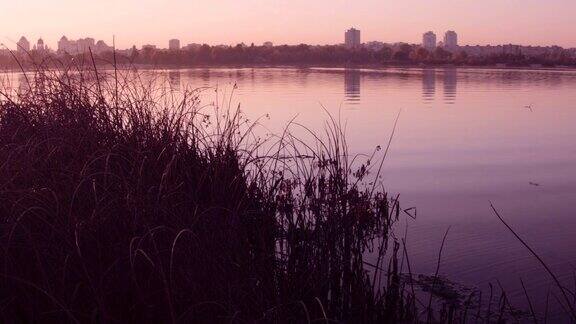 第聂伯河上的日落
