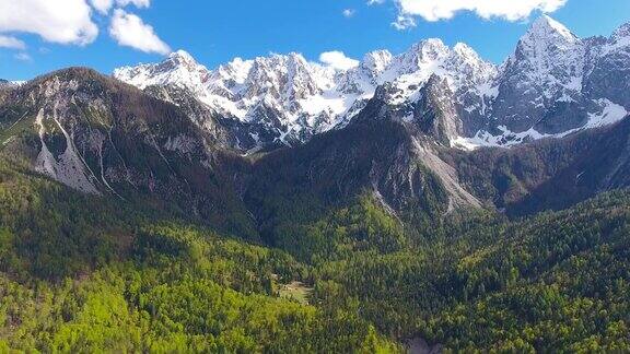 鸟瞰图的山在特里格拉夫国家公园