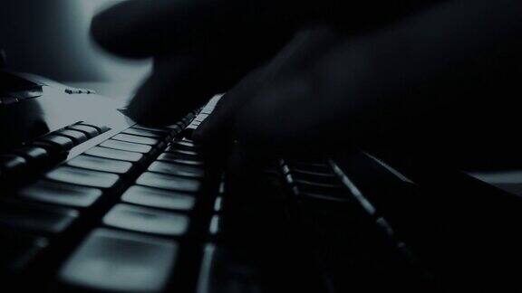 在键盘上打字