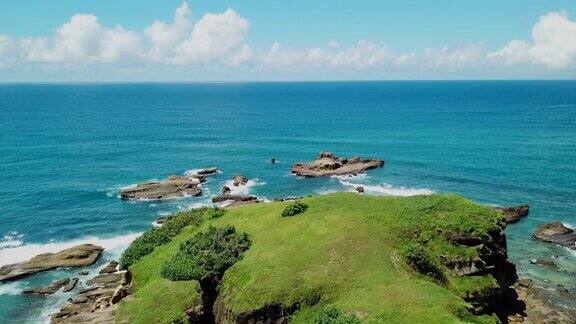 飞越龙目岛海岸