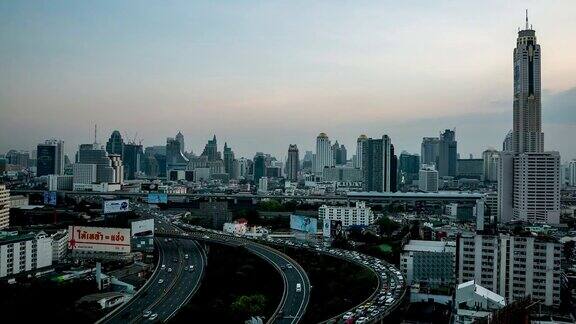 高清延时:曼谷市区和高速公路日落