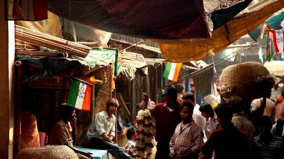 印度加尔各答的街景:鲜花市场