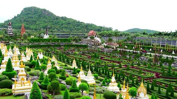 泰国的热带花园和山