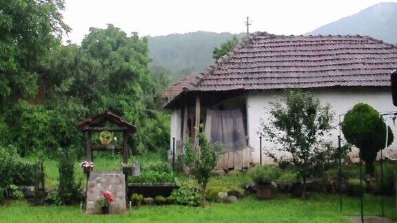 雨-自然村庄-屋顶