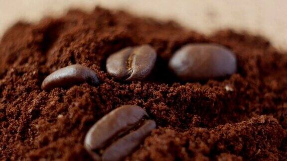 咖啡豆在咖啡粉上