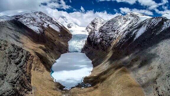 西藏冰川鸟瞰图