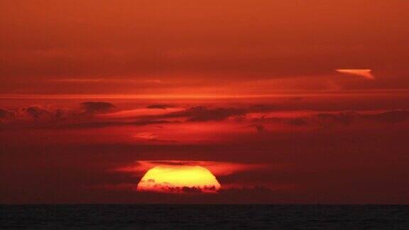 海平面上的日落