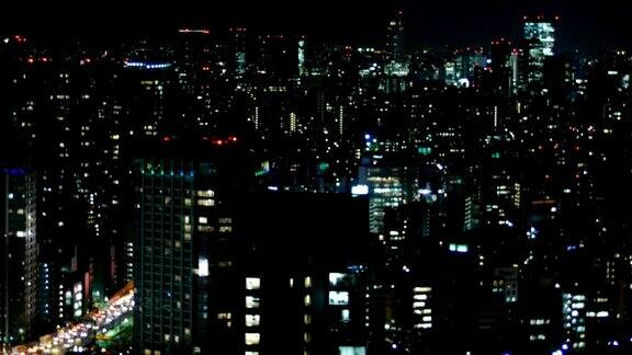 东京城市照明的空中夜景