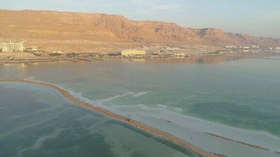 以色列死海附近的酒店鸟瞰图