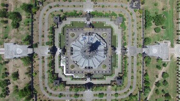 BajraSandhi纪念碑巴厘岛-空中上方缩小