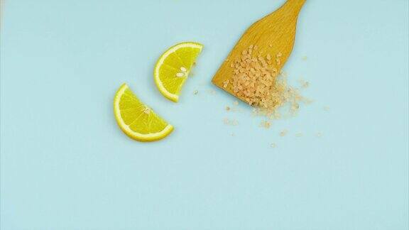 动漫海盐为spa配以橘色盐和水果运动